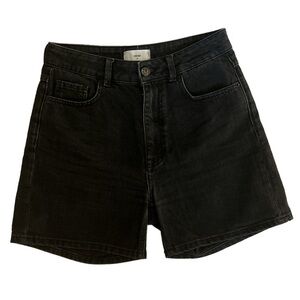 Minimum Black Wash High-Waisted Jeans Shorts | Size 27